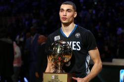 开云sport-2026世界杯H组，当唯一的苏亚雷斯，在斯洛伐克与巴西之间写下传奇
