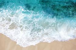 开云体育app-赛场上的意外革命，当F1爆胎与橄榄球冷门共同诠释不可预测