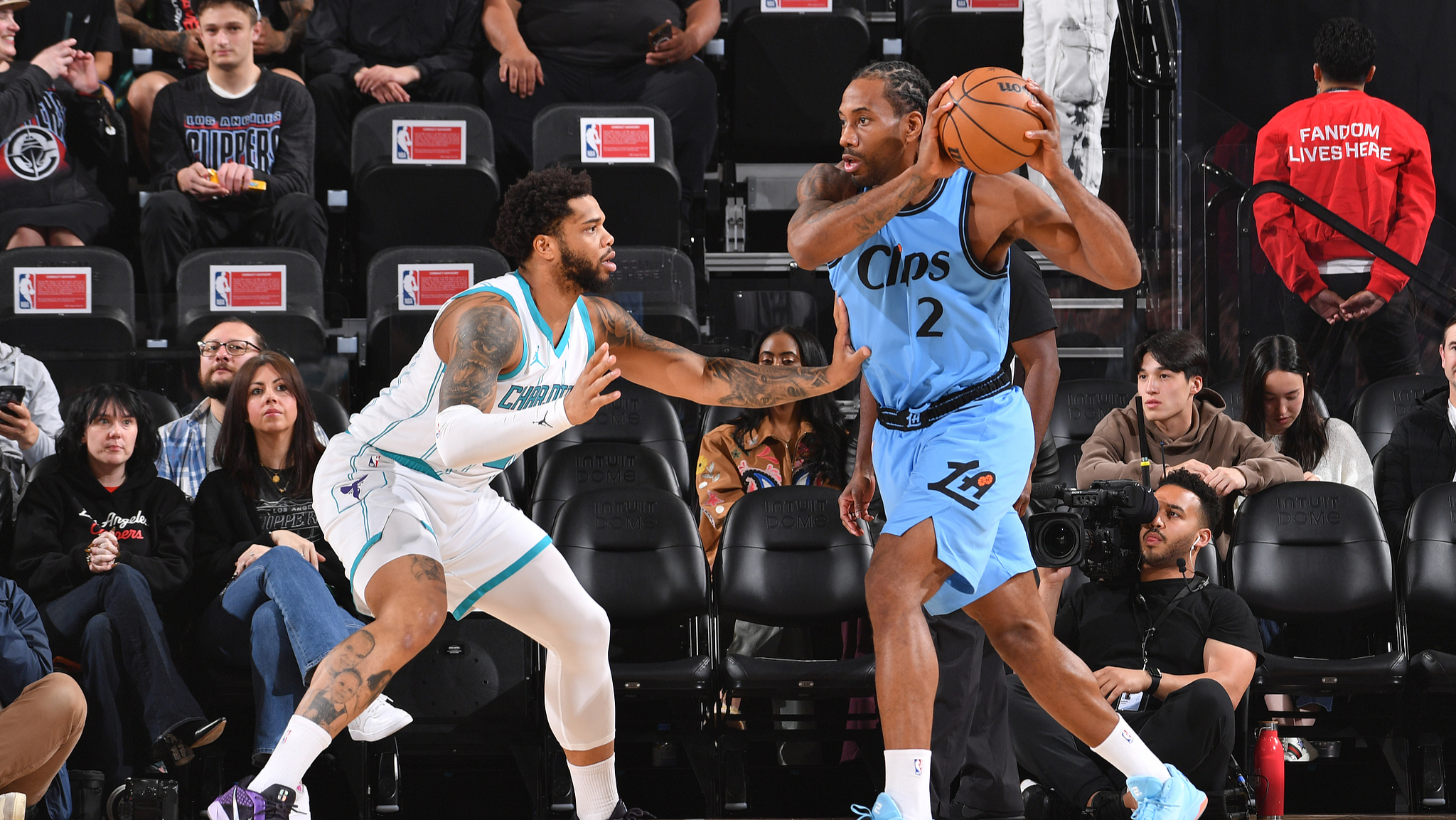 黄蜂横扫快船，波尔津吉斯三分雨点燃全场