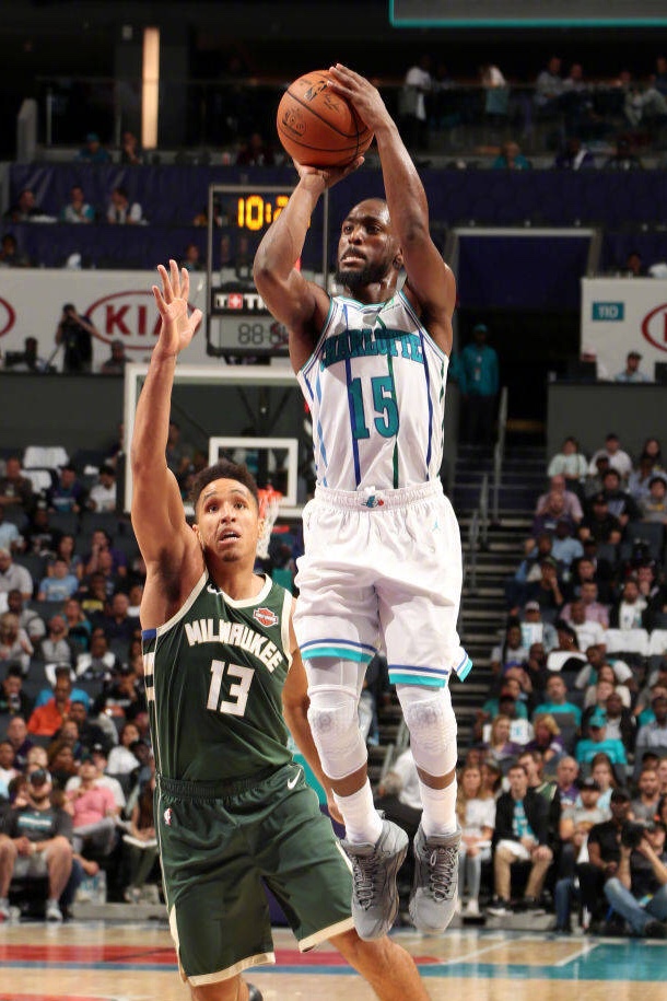 雄鹿B队横扫黄蜂，巴恩斯完成帽子戏法