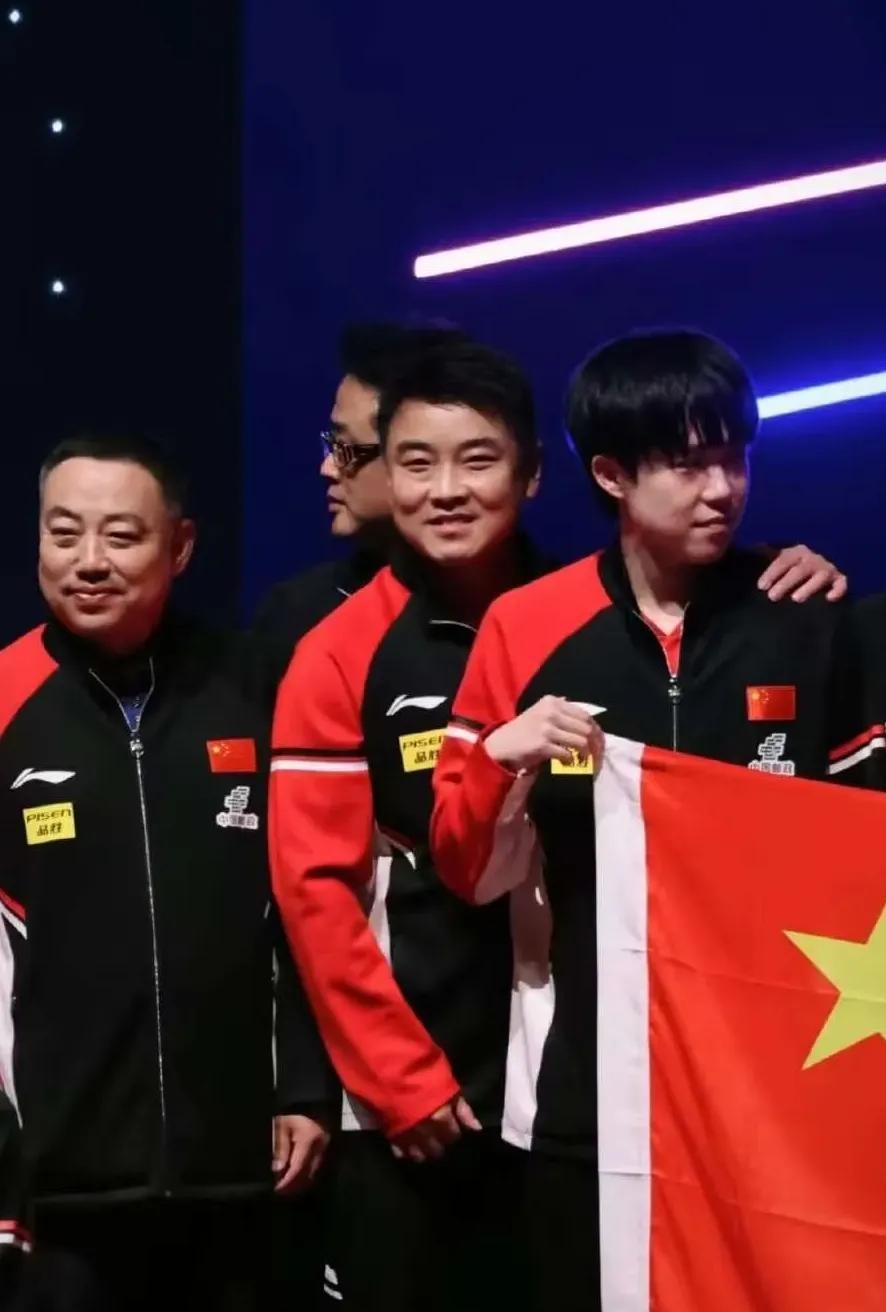 比利时乒乓球队强势法国乒乓球队，王皓送出助攻