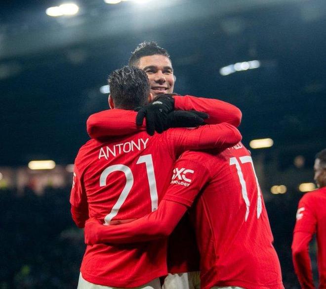 瑞士险胜英格兰，卡塞米罗关键制胜