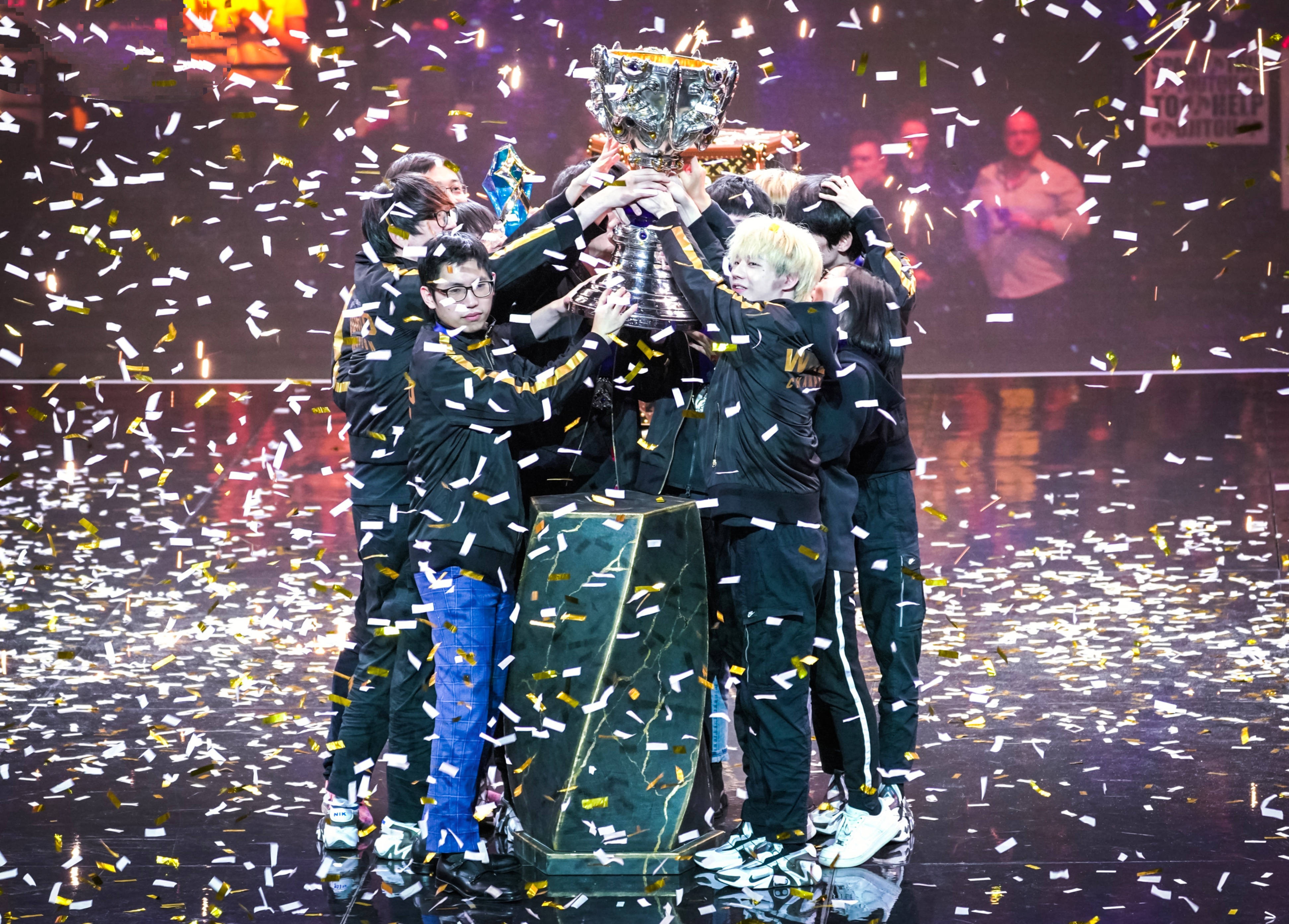 C9完胜FPX，CoreJJ统治全场