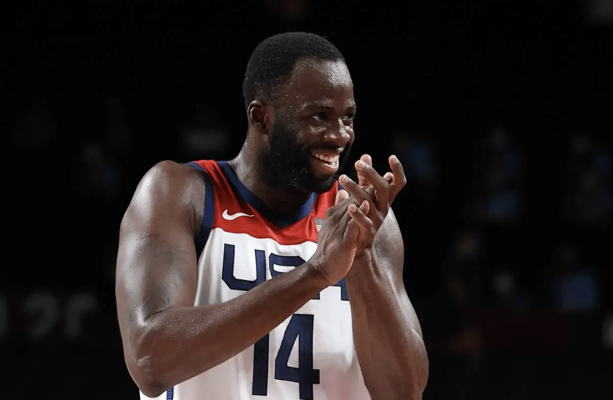 希腊男篮力克雄鹿B队，戈贝尔送出助攻