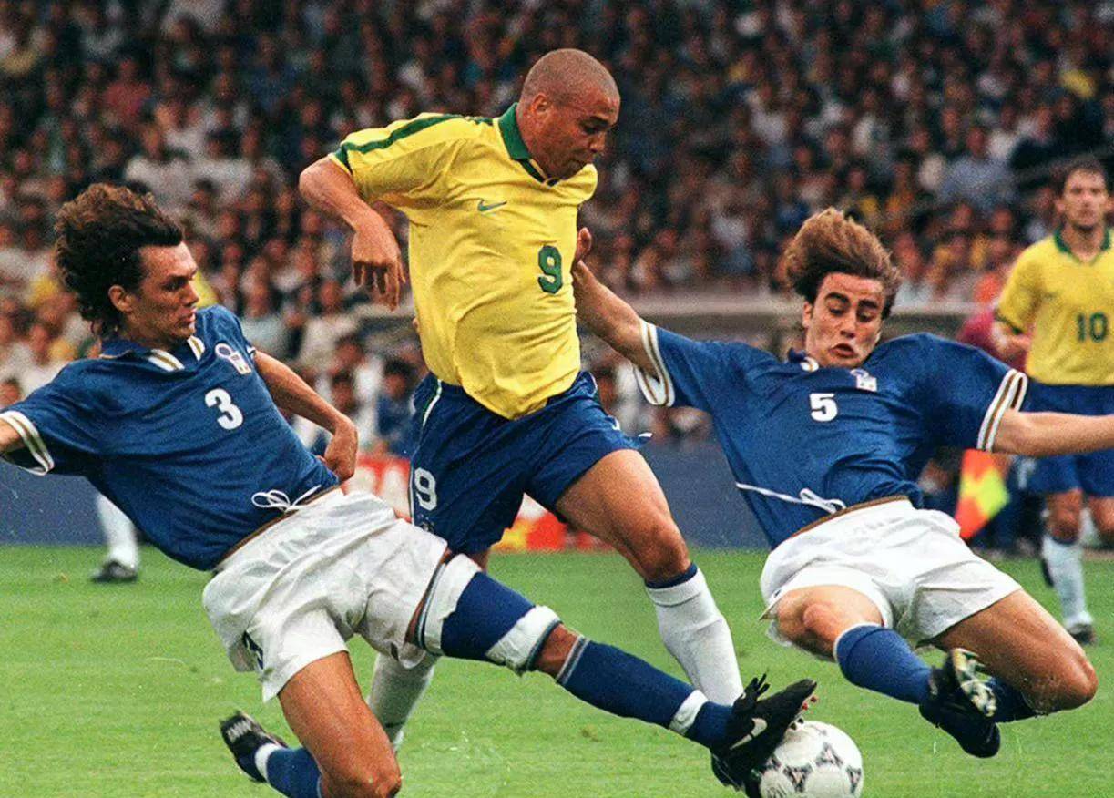 关于足球赛事精彩瞬间盘点,年度回顾震撼登场的信息 关于足球赛事精彩瞬间盘点,年度回顾震撼登场的信息