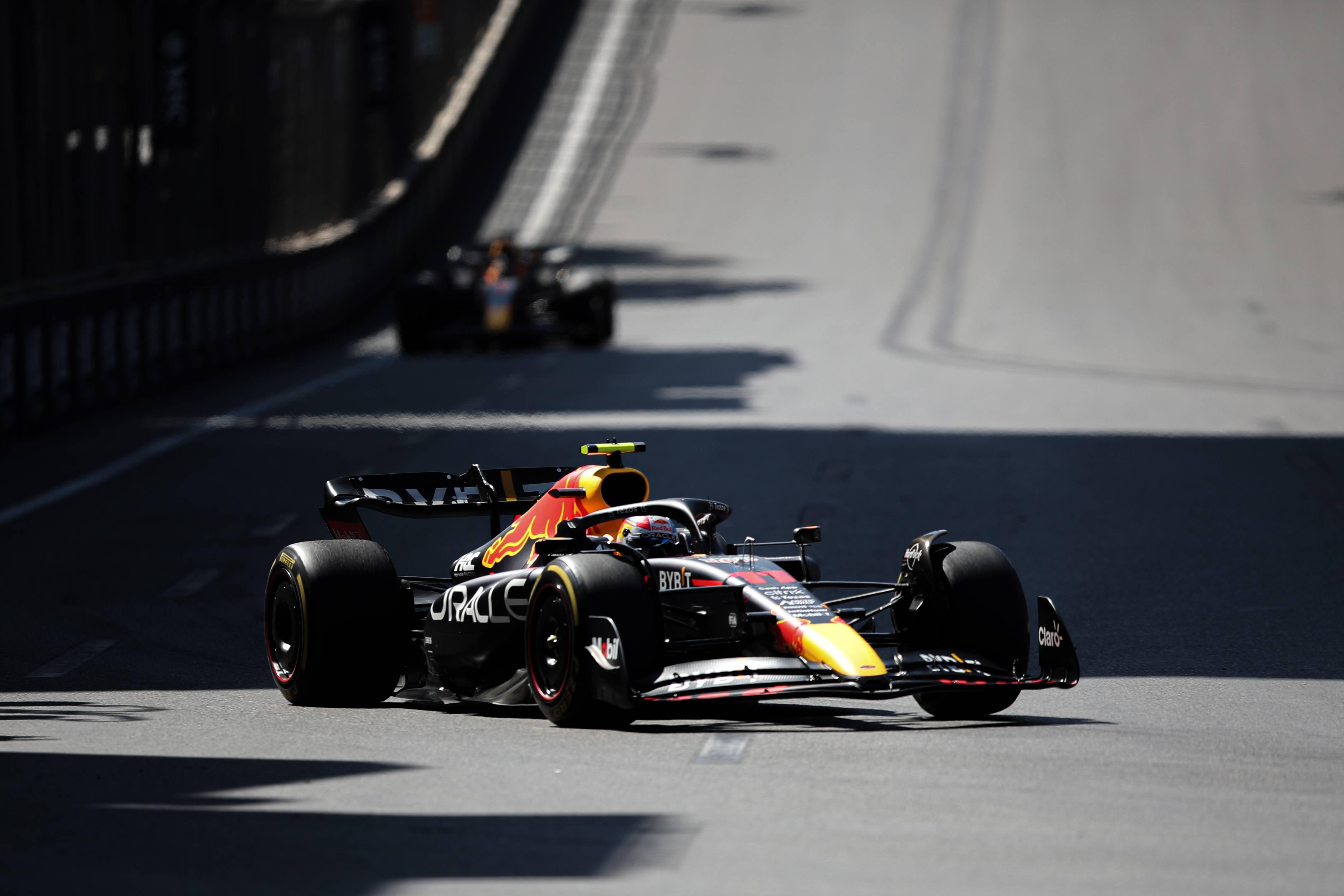 雷诺车队绝杀索伯车队,维斯塔潘惊艳四座 雷诺车队绝杀索伯车队,维斯塔潘惊艳四座