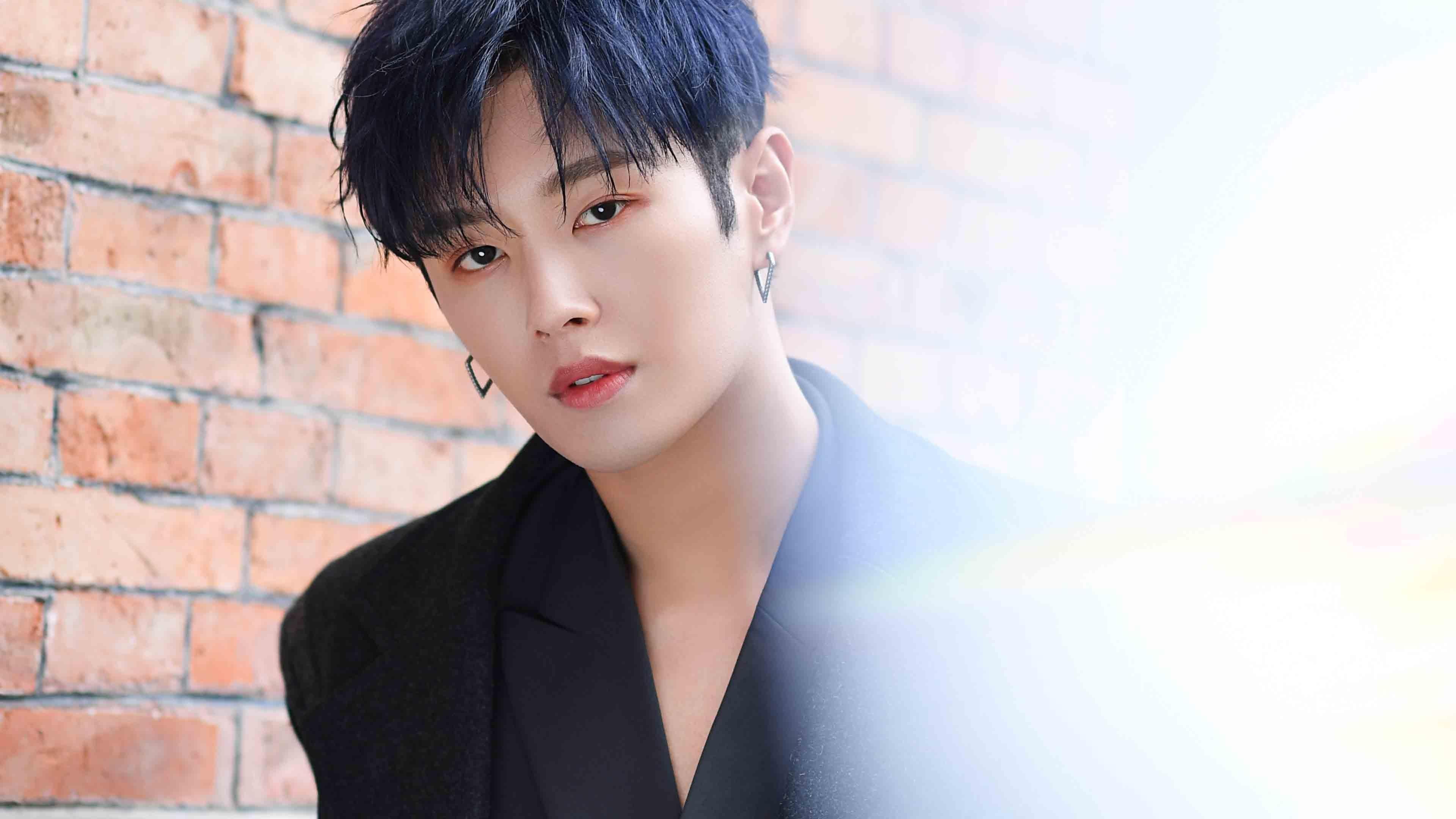 莱奥闪电破门定乾坤,红魔客场力擒希腊雄鹰